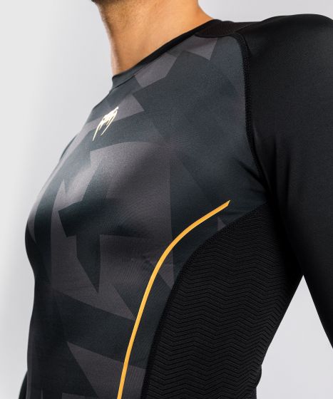Rashguard - Venum - Razor - Långa ärmar - Svart/Guld