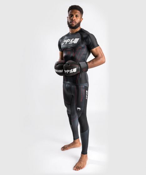 Rashguard - Venum - Okinawa 3.0 - Kortärmad - Svart-Röd