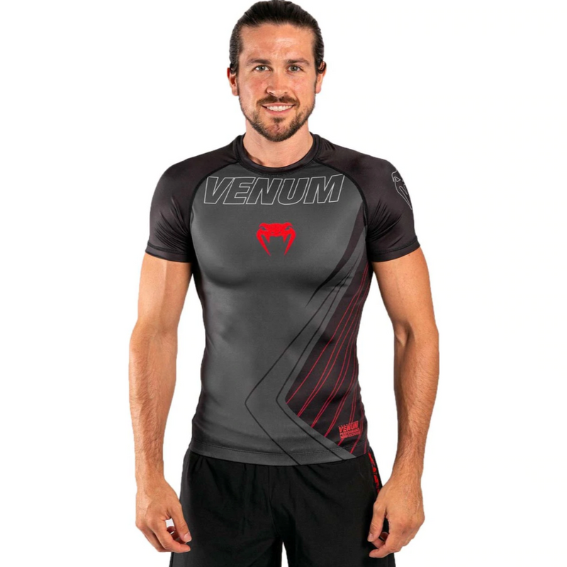 Rash Guard - Venum - 'Contender 5.0' - Svart-Röd - Kortärmad
