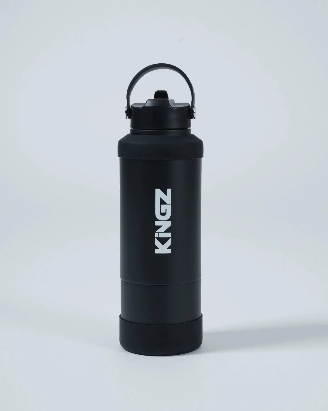 Vattenflaska - Kingz - Hydrate Bottle 828 ml - Svart