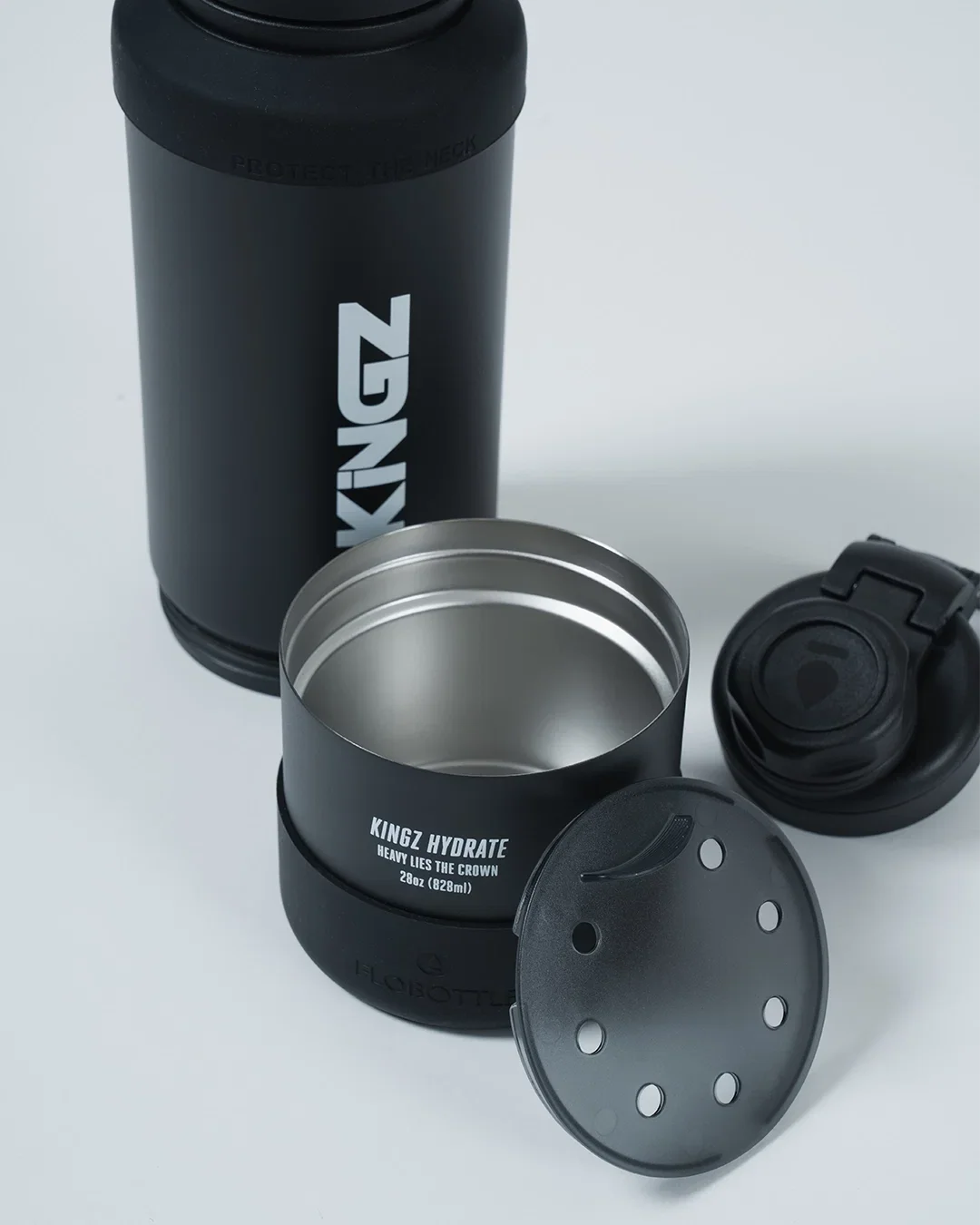 Vattenflaska - Kingz - Hydrate Bottle 828 ml - Svart