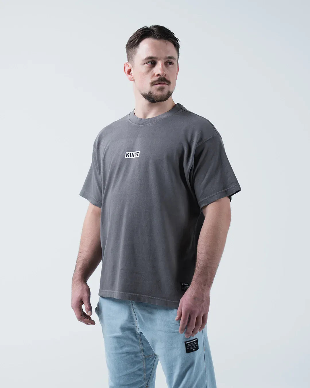 T-shirt - Kingz - Box Tee - Grå