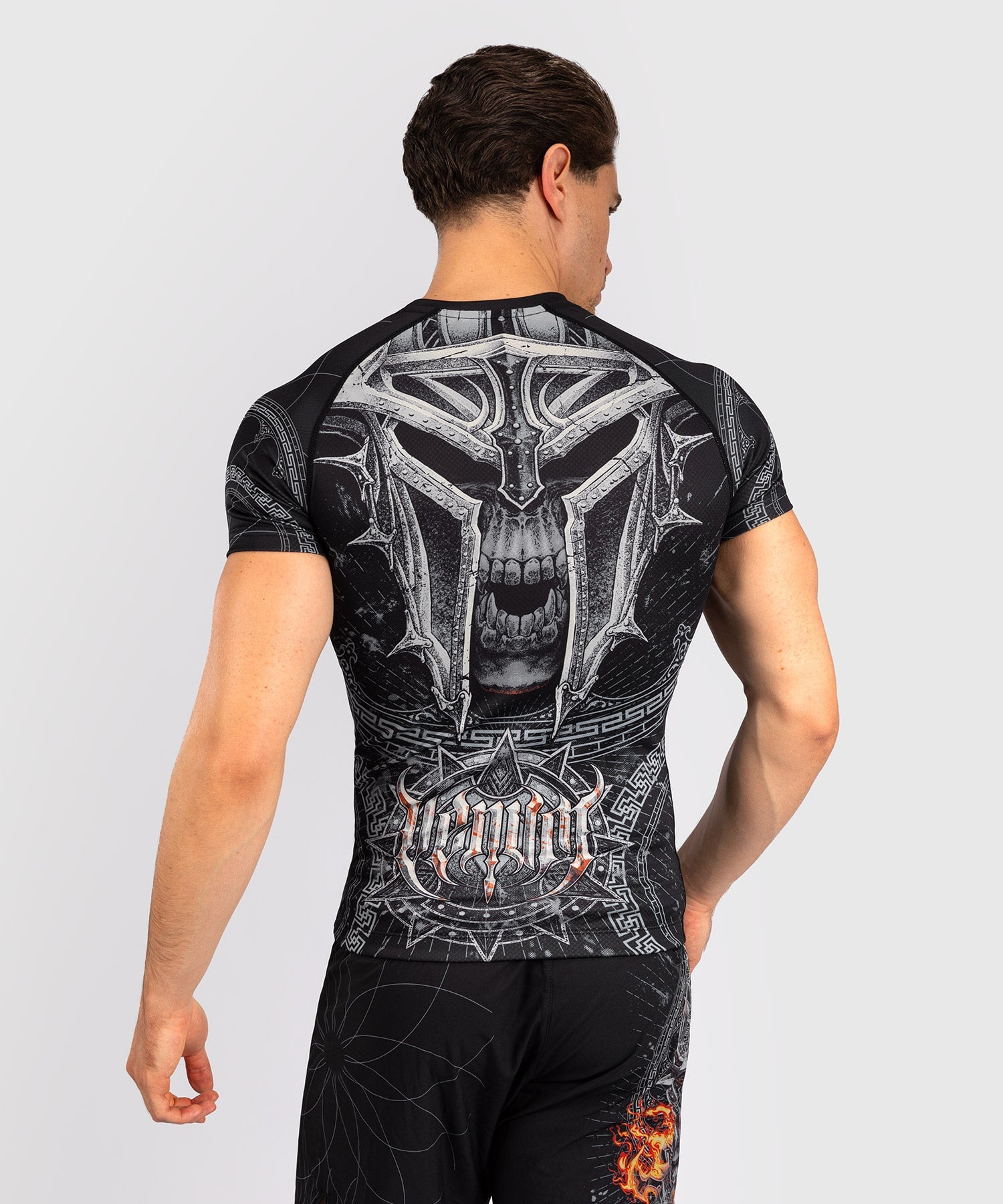 Rashguard - Venum - Gladiator 5.0 - Korta ärmar - Svart/Silver