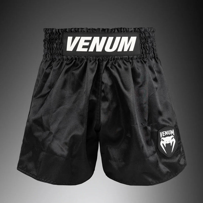 Thai shorts - Venum 'Classic Evo' - Svart/Vit