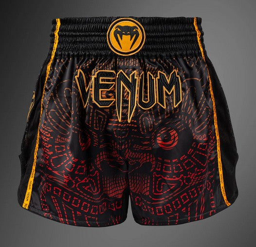 Muay Thai-shorts - Venum - Quetzal Fury - Svart/Röd/Orange