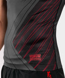 Rash Guard - Venum - 'Contender 5.0' - Svart-Röd - Kortärmad