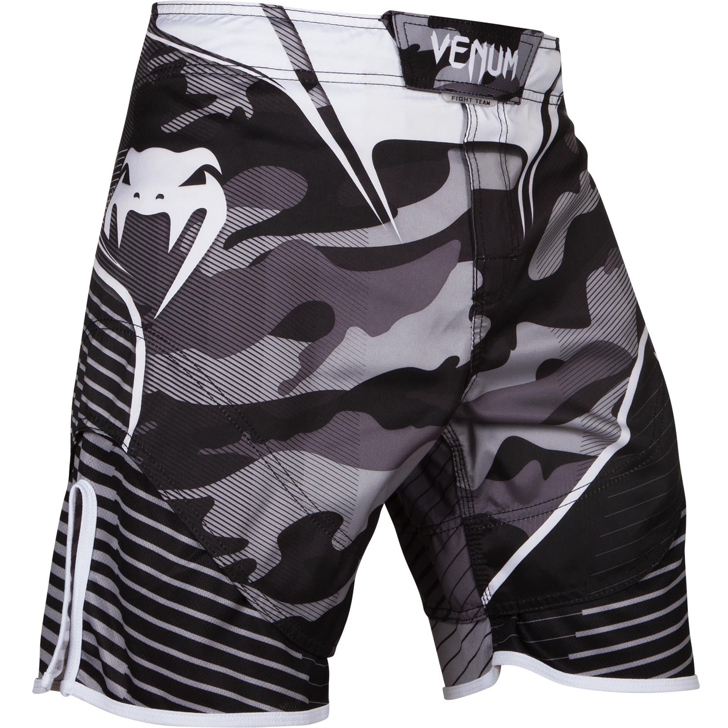 MMA Shorts - Venum - 'Hero Fight' - Svart