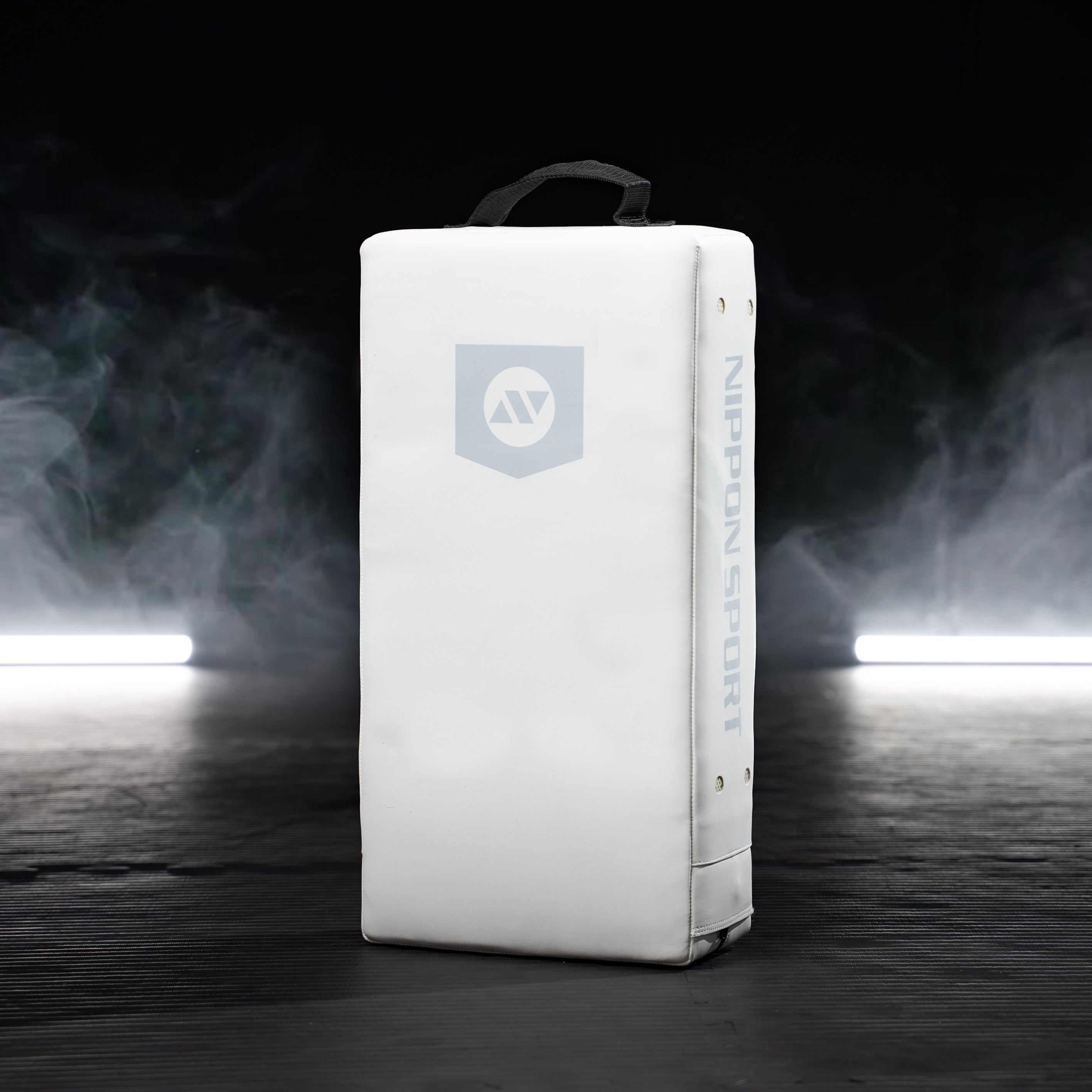 Mitts - Nippon Sport - 'Kickshield' - Vit