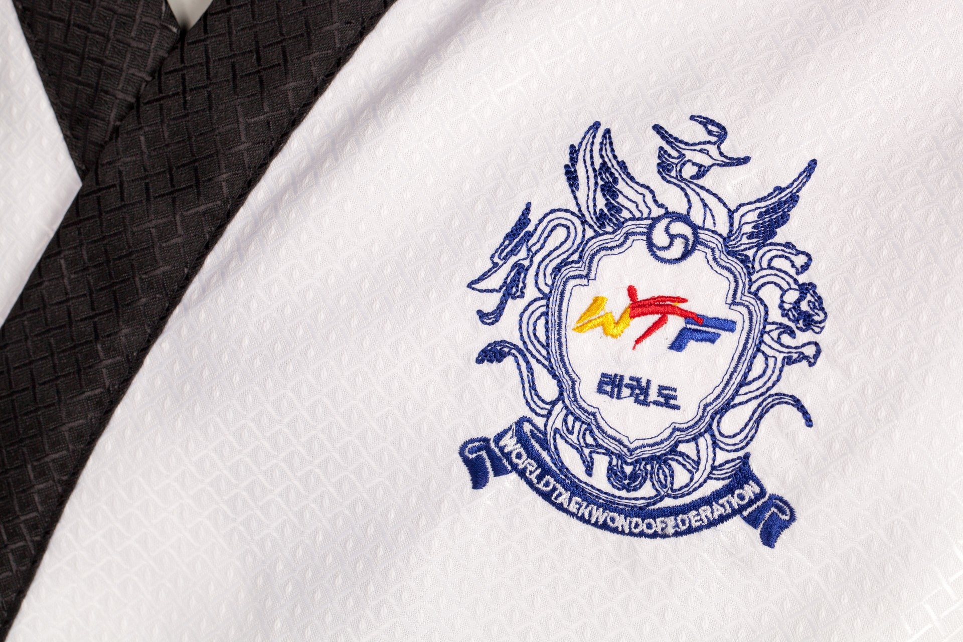 Taekwondo Poomsae WTF - Kwon - Dam - Svart Krage