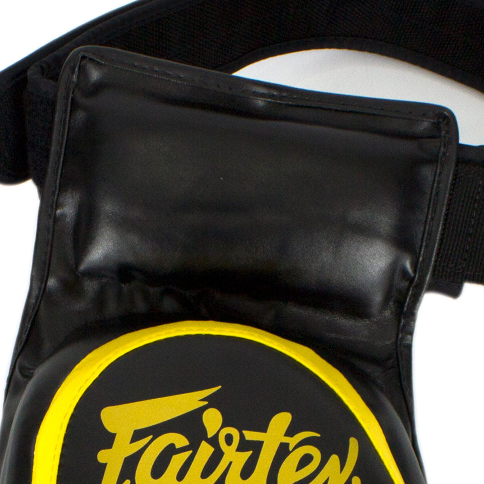 Mitts - Fairtex - 'TP4' - Svart-Gul