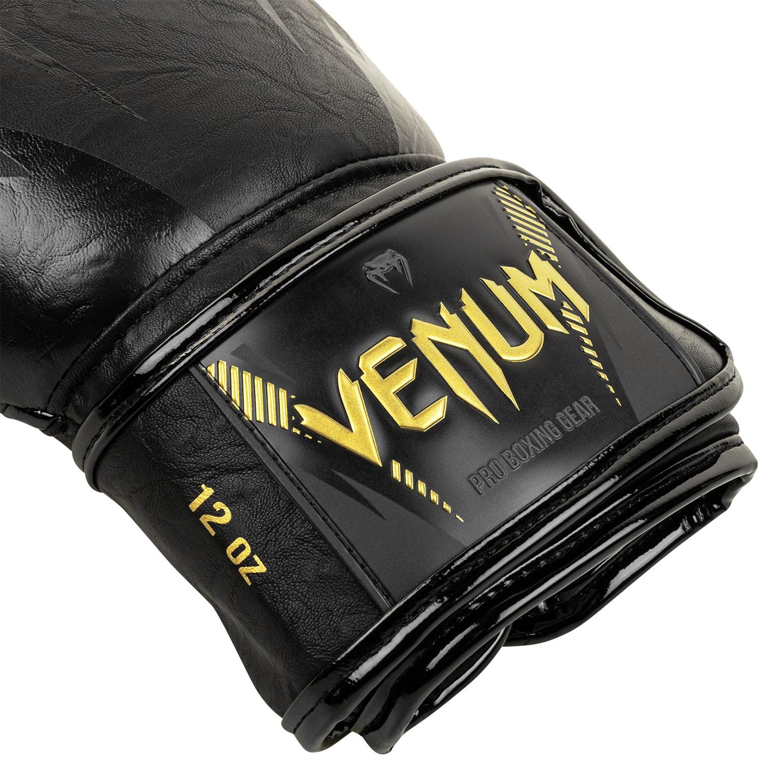 Boxing Gloves - Venum - 'Impact' - Svart