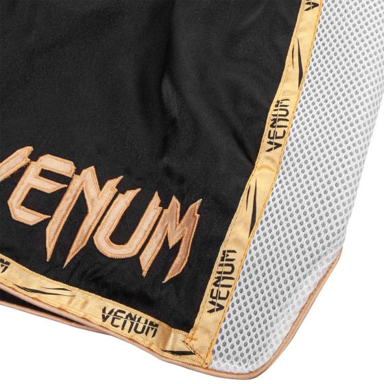 Muay Thai shorts - Venum - "Giant" - Sort-Guld