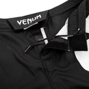 MMA Shorts - Venum - '3.0 Lightshorts' - Svart-Vit